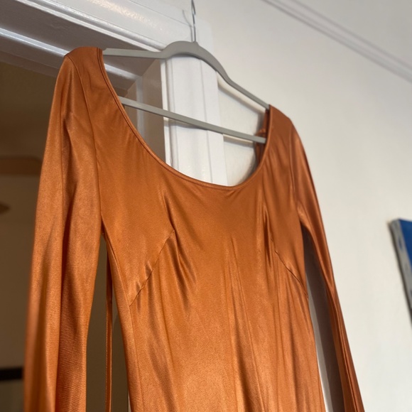 Rezek Martini Dress - Picture 4 of 6